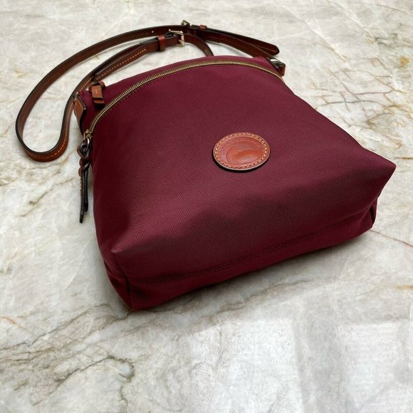 Dooney & Bourke Garnet Red with Leather Brown Crossbody Strap and Logo Patch - Picture 4 of 10